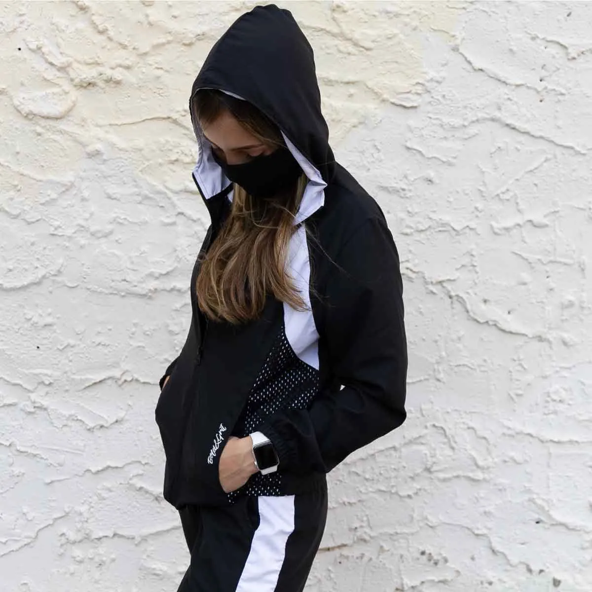 PROTECTIVE BLACK AND WHITE WOMEN'S JACKET-FACE MASK INCLUDED
